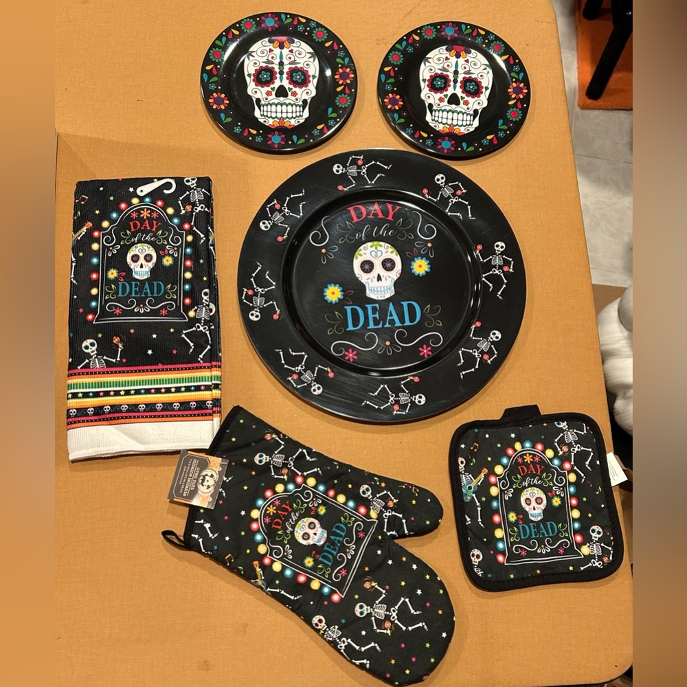 NEW Day of the Dead Kitchen Set